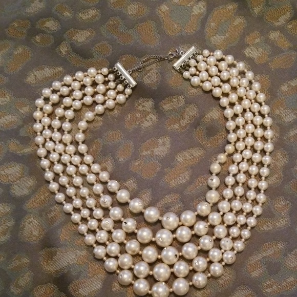 Avon Jewelry - Collectable Vintage Avon Costume Pearl 5-Strand